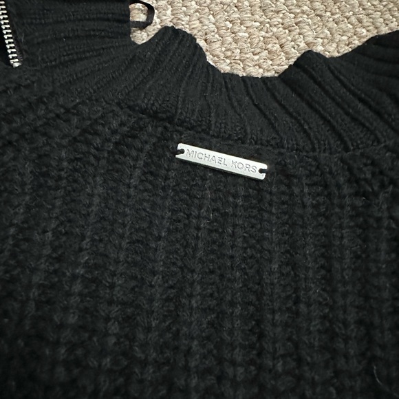 Michael Kors Sweater - Picture 5 of 8